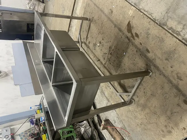 SS Sink Unit & Wash Bashing